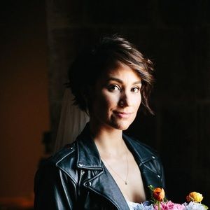 Meet your Posher, Elizabeth